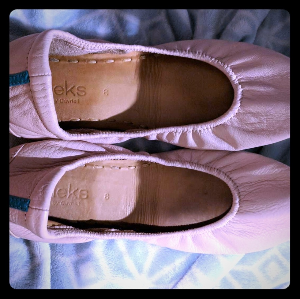 Tieks size 8 light pink EUC